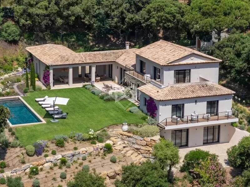 Maison à vendre, 352m², LA CROIX VALMER