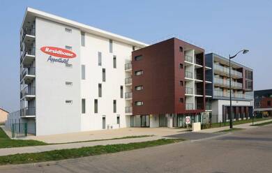 Appartement à vendre 120 000 € 2 pièces 1 chambre 38 m² RDC Champignon-Vignes Blanches-La Plaine Carrieres sur Seine 78420