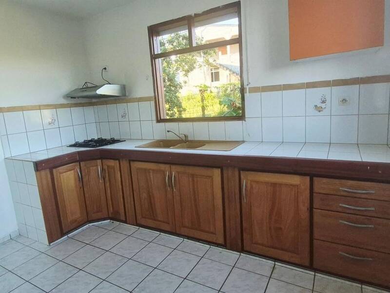 Maison à louer, 68m², SAINTE ROSE