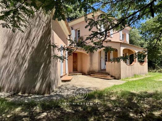 Maison à vendre 490 000 € 5 pièces 2 chambres 166 m² Vero 20172