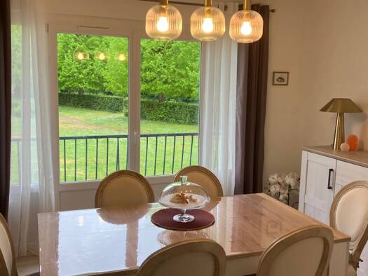 Appartement à vendre 179 000 € 4 pièces 2 chambres 70 m² Étage 1/3 La Camusière Saint-Avertin 37550