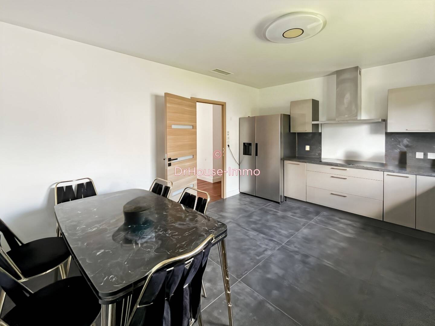 Maison à vendre, 150m², MONTUSSAN