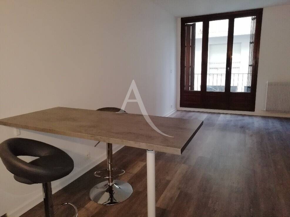 Maison à louer, 39m², PAU