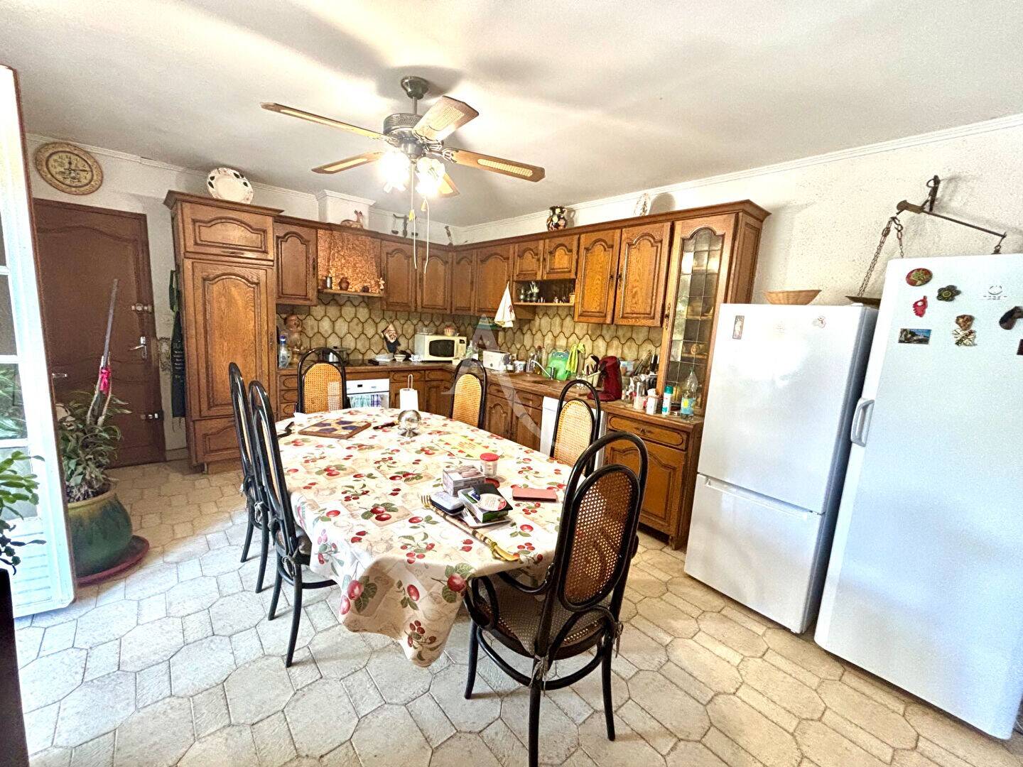 Maison à vendre, 212m², VILLEVEYRAC