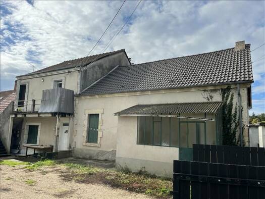 Immeuble à vendre 184 245 € 222 m² Vieux Domaine-Forges Vierzon 18100