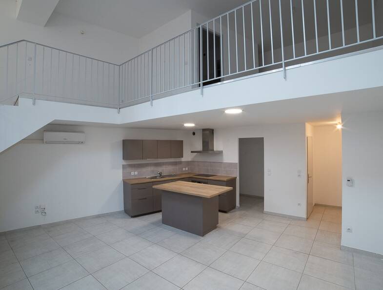 Appartement à vendre - Neuf 219 000 € 2 pièces 1 chambre 70 m² Étage 1/3 Pelissanne 13330