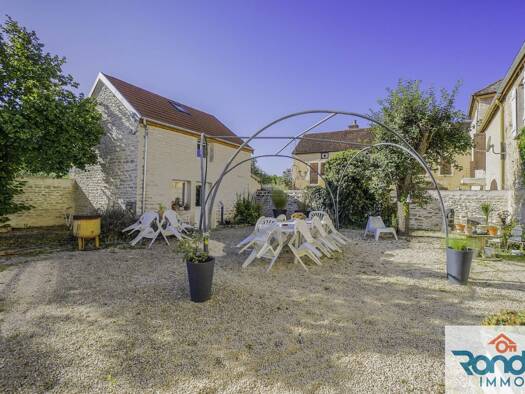 Maison à vendre 299 000 € 6 pièces 4 chambres 164 m² 1 070 m² de terrain Moloy 21120