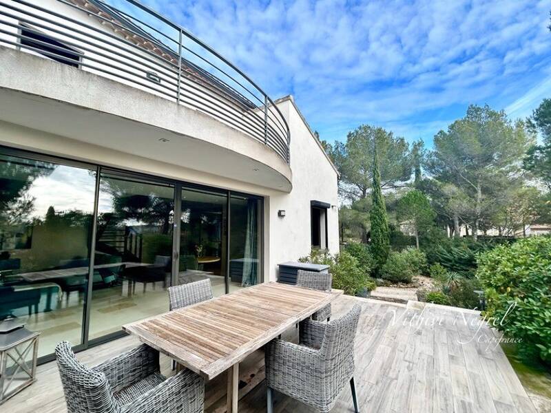 Maison à vendre, 150m², MOURIES