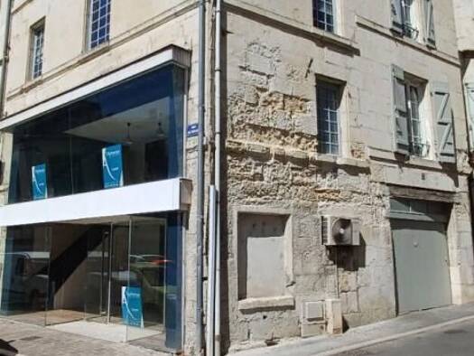 Immeuble à vendre 139 600 € 100 m² Commerce-Marchoux Fontenay-le-Comte 85200