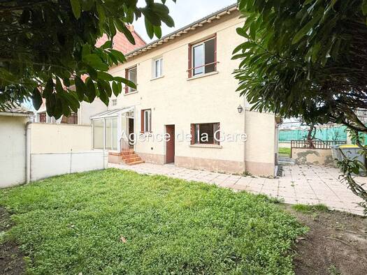 Maison à vendre 376 000 € 5 pièces 4 chambres 105 m² 271 m² de terrain Le Val-Notre Dame Sartrouville 78500