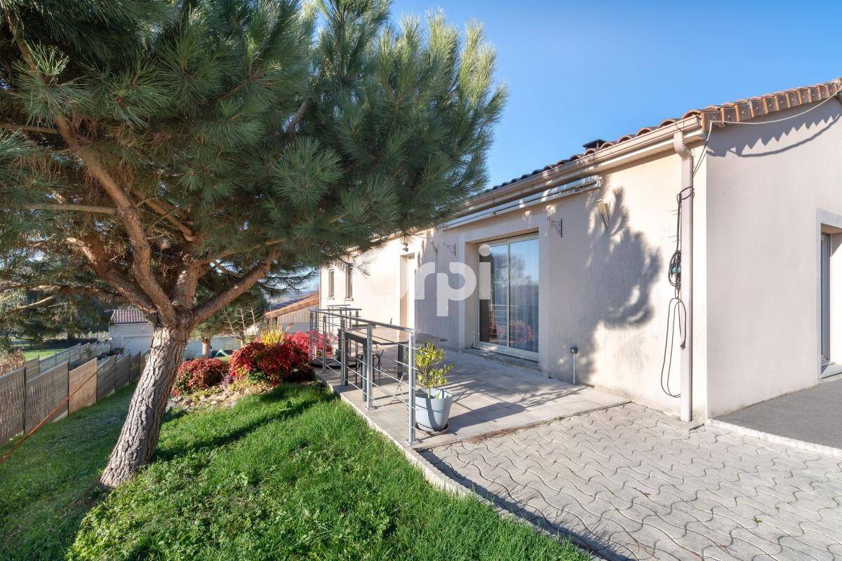 Maison à vendre, 115m², SAINT JUST LE MARTEL