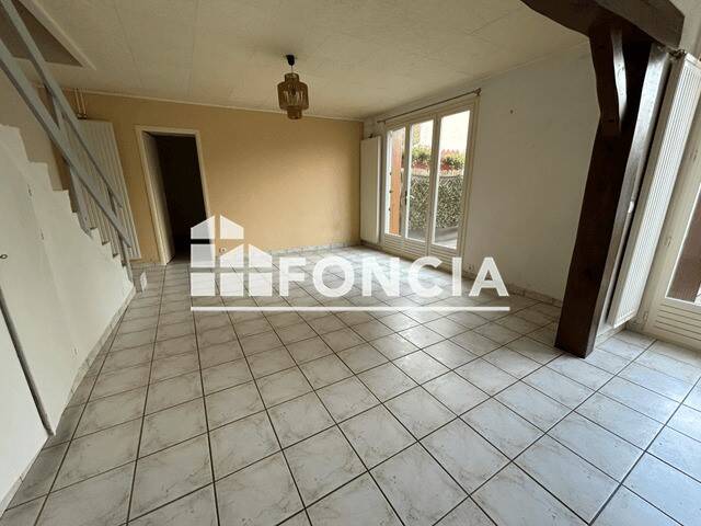 Maison à louer, 68m², SAINT JEAN LES DEUX JUMEAUX