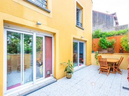 Maison de ville à vendre 795 000 € 6 pièces 4 chambres 130 m² 250 m² de terrain Rive Droite Viroflay 78220