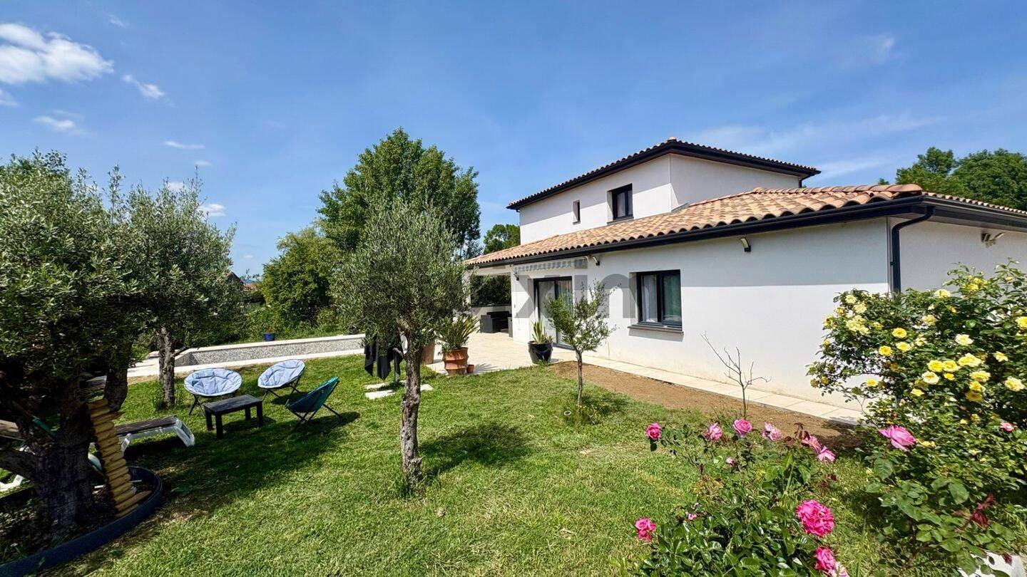 Maison à vendre, 182m², SAINT HILAIRE DE BRETHMAS