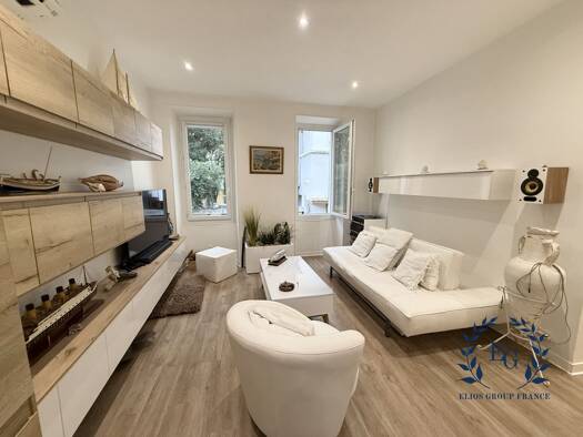 Appartement à vendre 229 000 € 2 pièces 1 chambre 40,61 m² Étage 1/2 Marseille 7ème arrondissement 13007