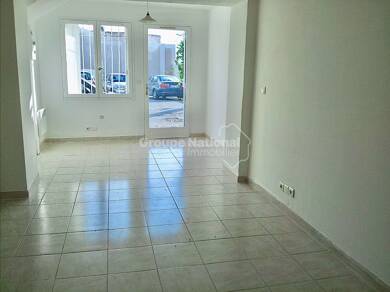 Appartement à vendre 99 000 € 1 pièce 28 m² RDC/2 Ouest Gignac la Nerthe 13180