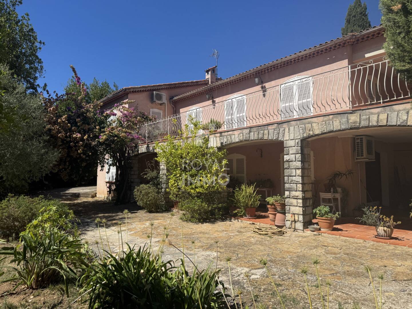 Maison à vendre, 250m², LA VALETTE DU VAR