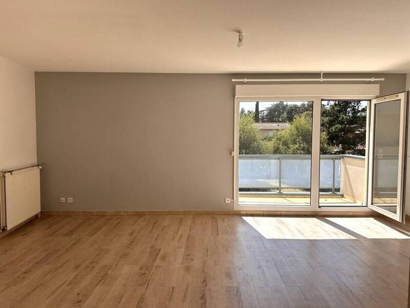 Maison à louer, 93m², SEREZIN DU RHONE