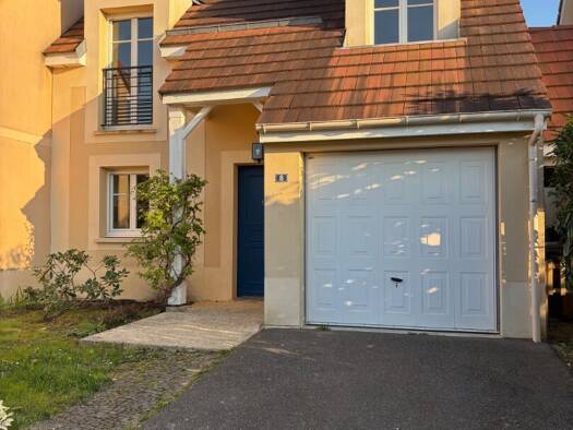 Maison à vendre 359 000 € 6 pièces 4 chambres 107 m² 255 m² de terrain Zone Agricole et Paysagère Lisses 91090