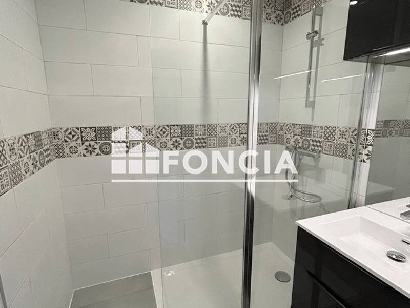 Maison à louer, 47m², NIMES