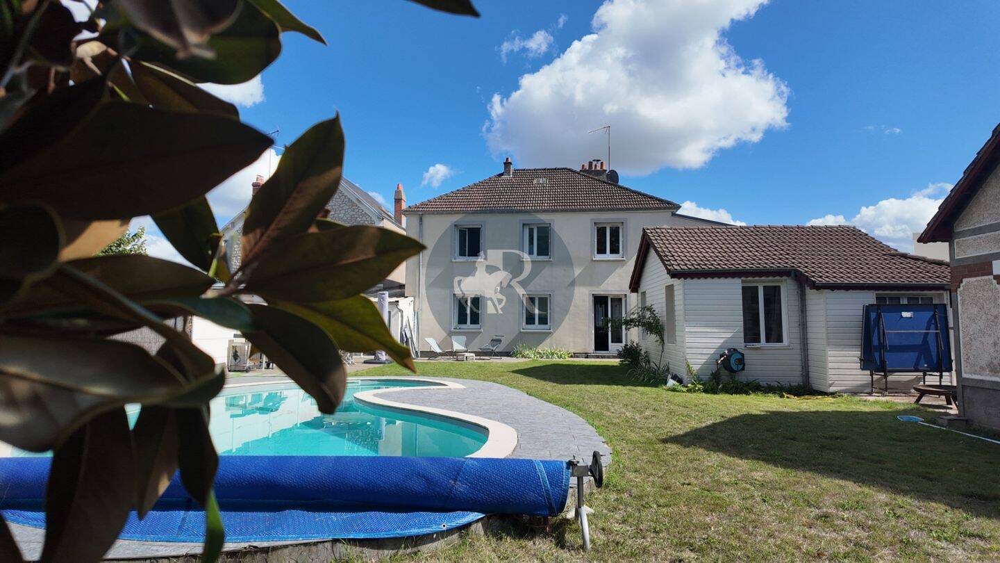 Maison à vendre, 175m², OLIVET