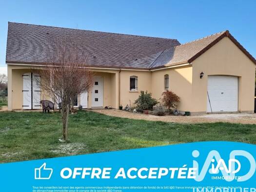 Pavillon à vendre 179 000 € 4 pièces 3 chambres 96 m² 1 410 m² de terrain Sury-près-Léré 18240