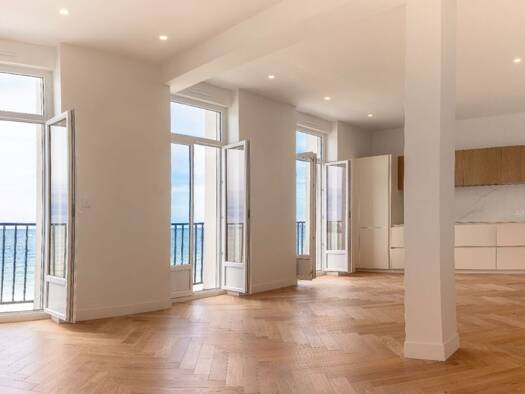 Appartement à vendre 997 000 € 5 pièces 3 chambres 95 m² Étage 2/3 Saint-Malo 35400