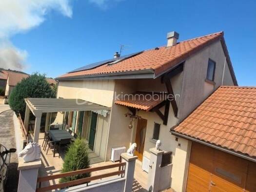 Maison à vendre 249 000 € 6 pièces 3 chambres 162 m² 487 m² de terrain Langogne 48300