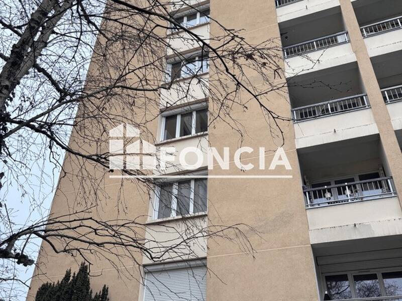 Maison à louer, 84m², SAINTE FOY LES LYON