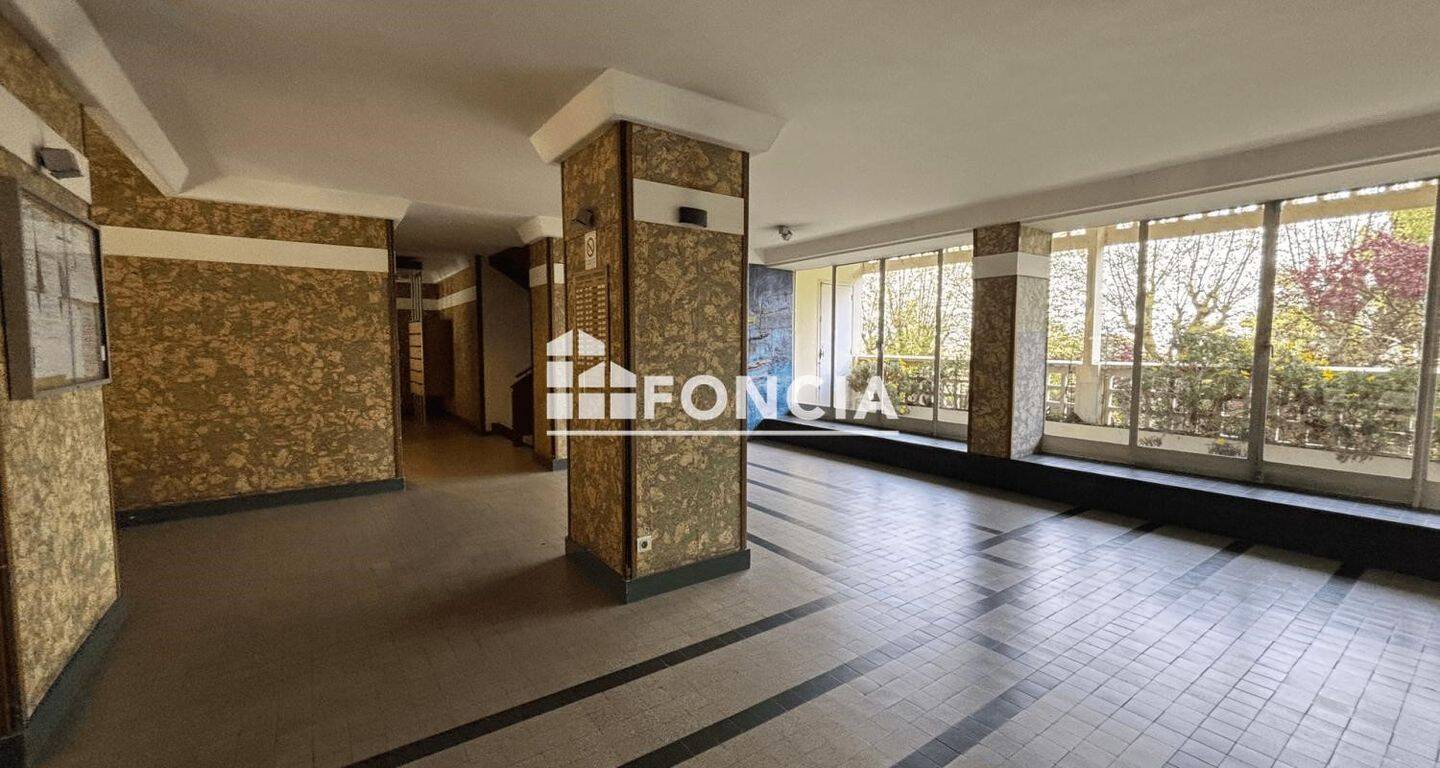 Maison à louer, 119m², SAINTE FOY LES LYON