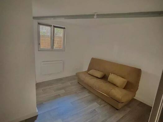 Studio à louer 450 € 1 pièce 22,9 m² 1er étage Centre-Marcadieu-Marne Tarbes 65000