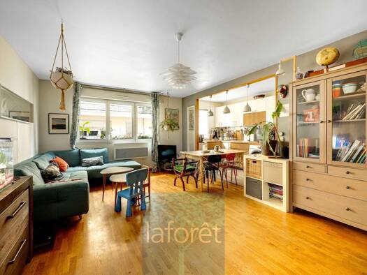 Appartement à vendre 620 000 € 4 pièces 3 chambres 90 m² Étage 1/5 Centre Ville Clichy 92110