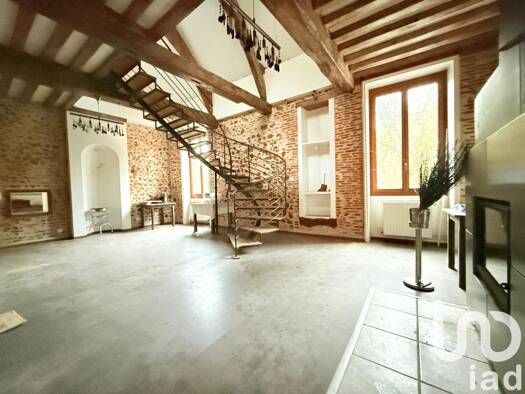 Maison à vendre 130 000 € 6 pièces 4 chambres 236 m² 4 781 m² de terrain Périphérique Bourbon-Lancy 71140
