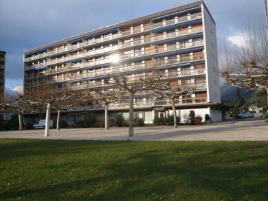 Appartement à louer 1 007 € 4 pièces 3 chambres 85,6 m² Étage 3/1 Barnave-Saint Robert St Egreve 38120
