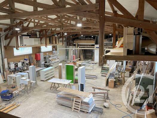 Immeuble à vendre 590 000 € Beauvais 60000