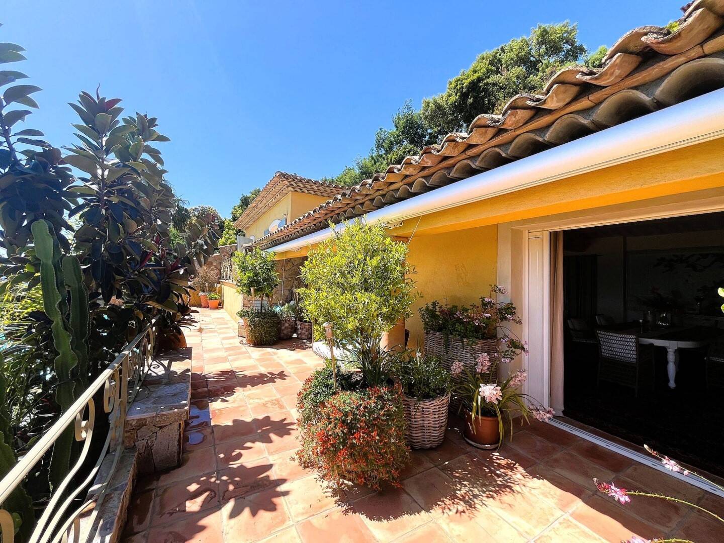 Maison à vendre, 252m², RAYOL CANADEL SUR MER