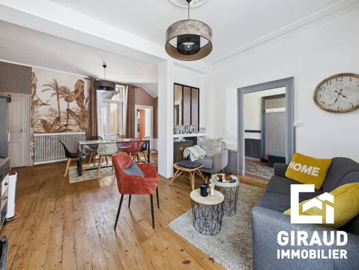 Maison à vendre 187 500 € 5 pièces 2 chambres 85,6 m² 132 m² de terrain Fontenay-le-Comte 85200