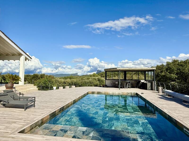 Maison à vendre, 210m², SAINT MARTIN DE LONDRES