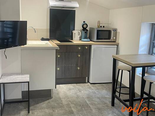 Appartement à louer 390 € 1 pièce 20 m² Étage 2/2 Capucins-La Barbacane-La Trivalle-Bellevue Carcassonne 11000