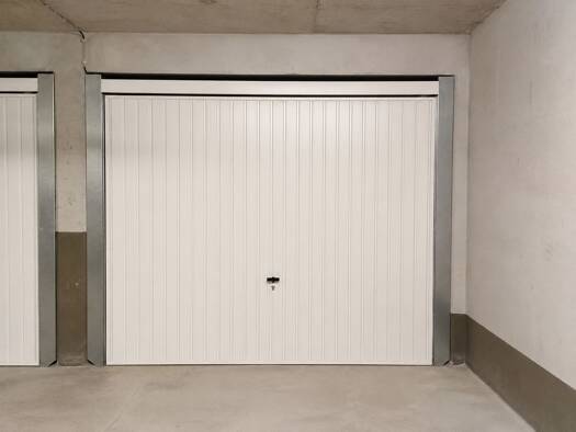 Parking à vendre 30 800 € 13 m² Saint-Cyr-sur-Mer 83270