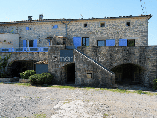 Mas à vendre 1 080 000 € 13 pièces 7 chambres 340 m² Joyeuse 07260
