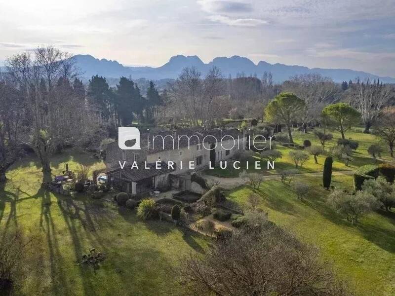Maison à vendre, 460m², EYGALIERES