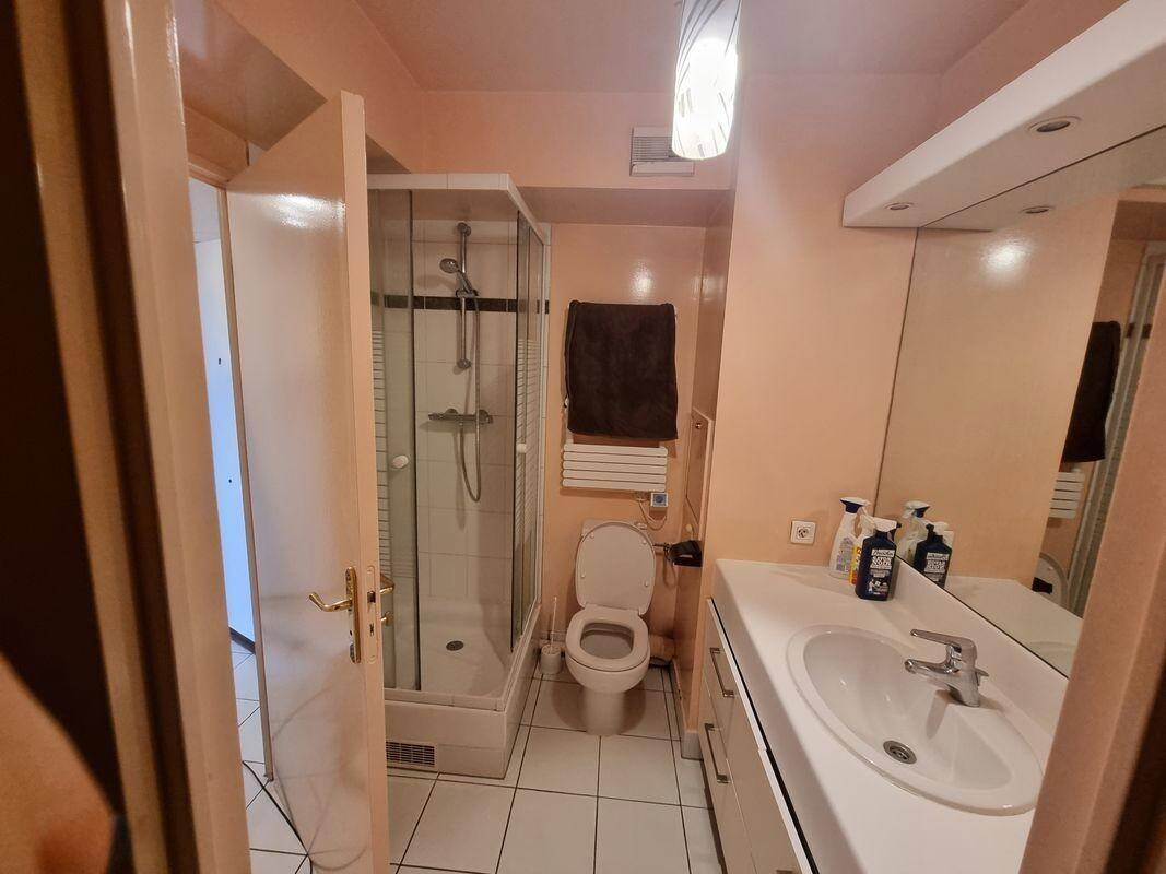 Maison à louer, 21m², COURBEVOIE