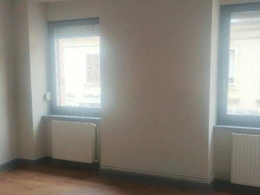Appartement à louer - logement étudiant 450 € 2 pièces 1 chambre 48 m² 2ème étage Mulhouse 68100