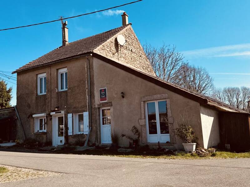 Maison à vendre, 118m², LA ROCHE EN BRENIL