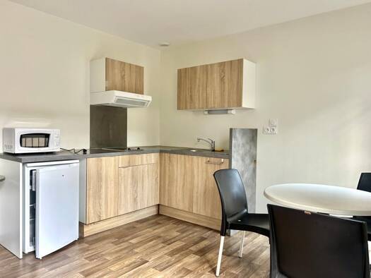 Appartement à louer 455 € 2 pièces 1 chambre 32 m² Centre Ville Périgueux 24000