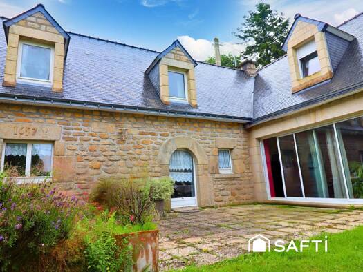 Maison à vendre 268 000 € 8 pièces 4 chambres 160 m² 1 550 m² de terrain Plouay 56240
