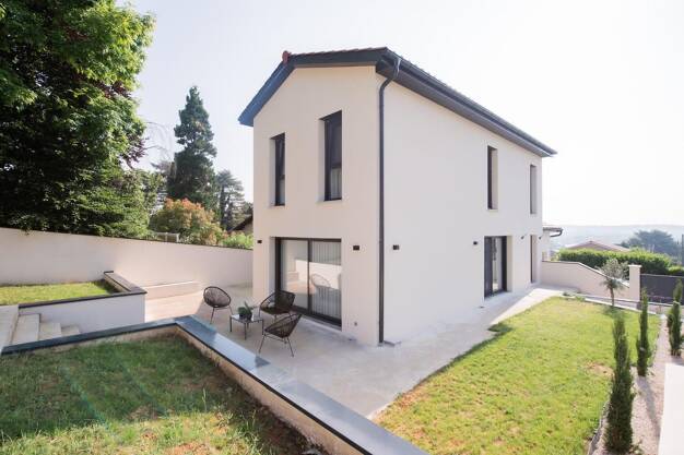 Maison à vendre 549 000 € 5 pièces 4 chambres 147 m² 505 m² de terrain Villefranche-sur-Saône 69400