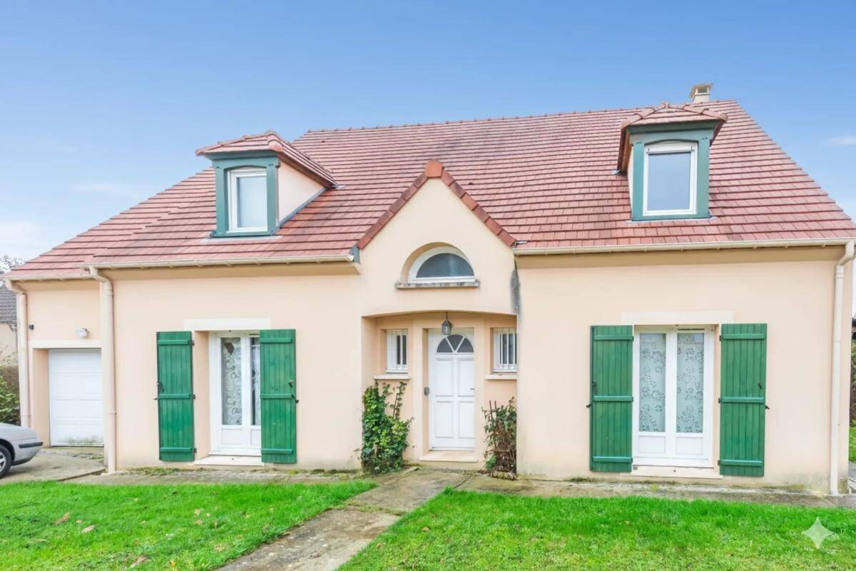 Maison à vendre, 200m², ROINVILLE