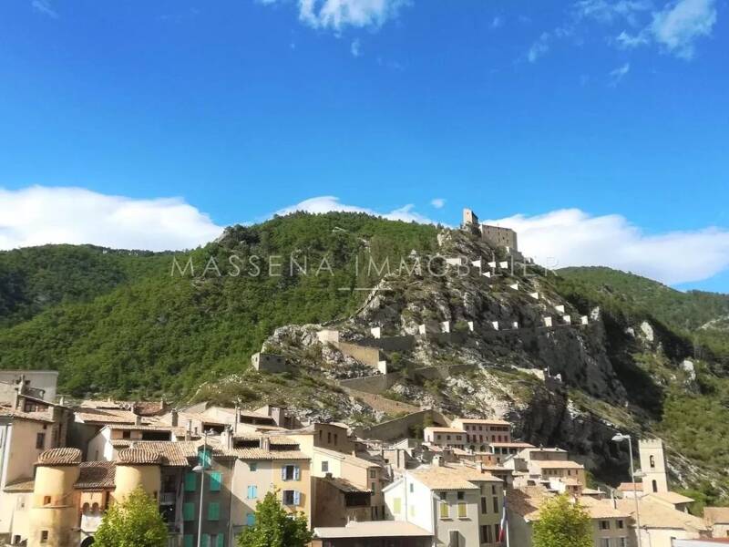 Maison à louer, 64m², ENTREVAUX